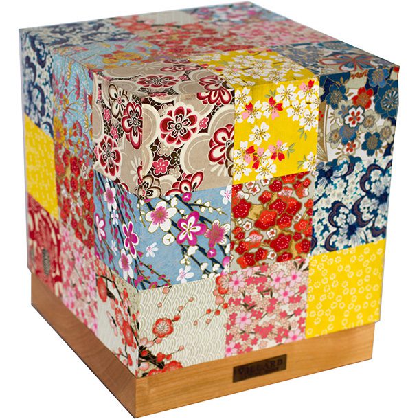 andon Lanterne Andon 行灯 patchwork en papiers japonais traditionnels, par l'Atelier Villard.