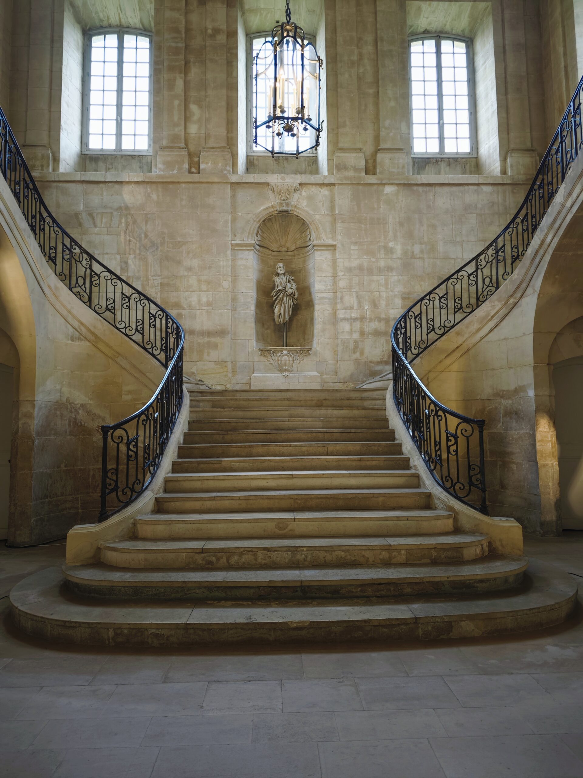 Abbaye aux Dames de Caen, concours FIBOIS Normandie 2024, l'Atelier Villard lauréat catégorie Professionnels.